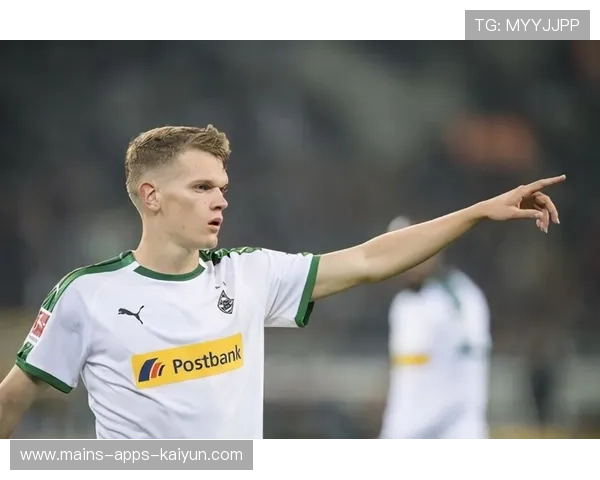 切尔西准备与拜仁展开边路争夺战：引领未来先锋的战术博弈