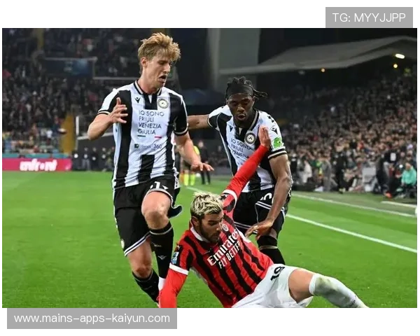 莱奥低平球穿网AC米兰锁定胜局 莱奥低平球穿网AC米兰锁定胜局