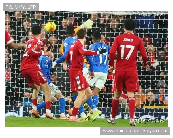 西汉姆外线精彩传中致乌龙，球队领先优势进一步扩大